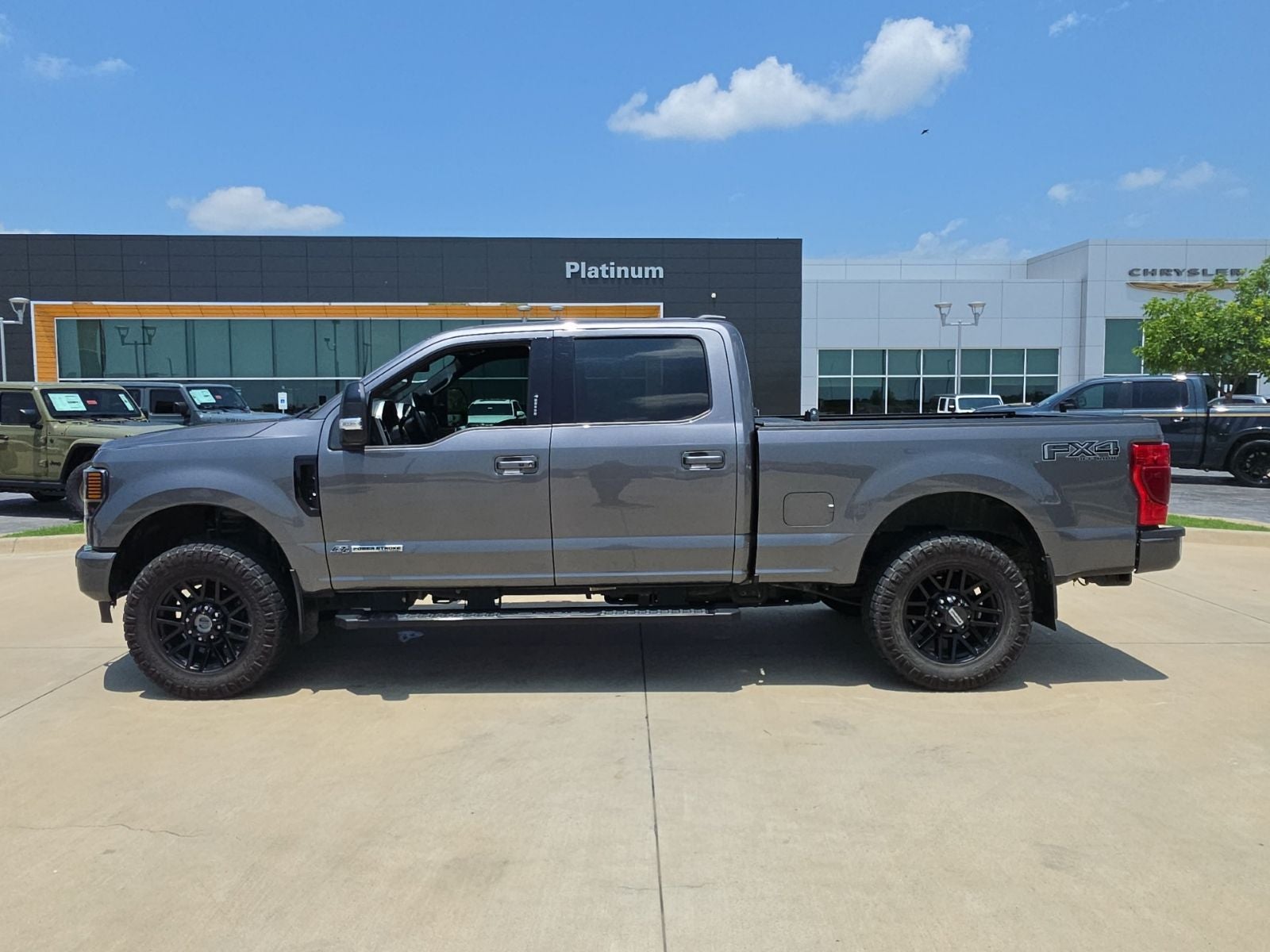 2022 Ford F-350 LARIAT