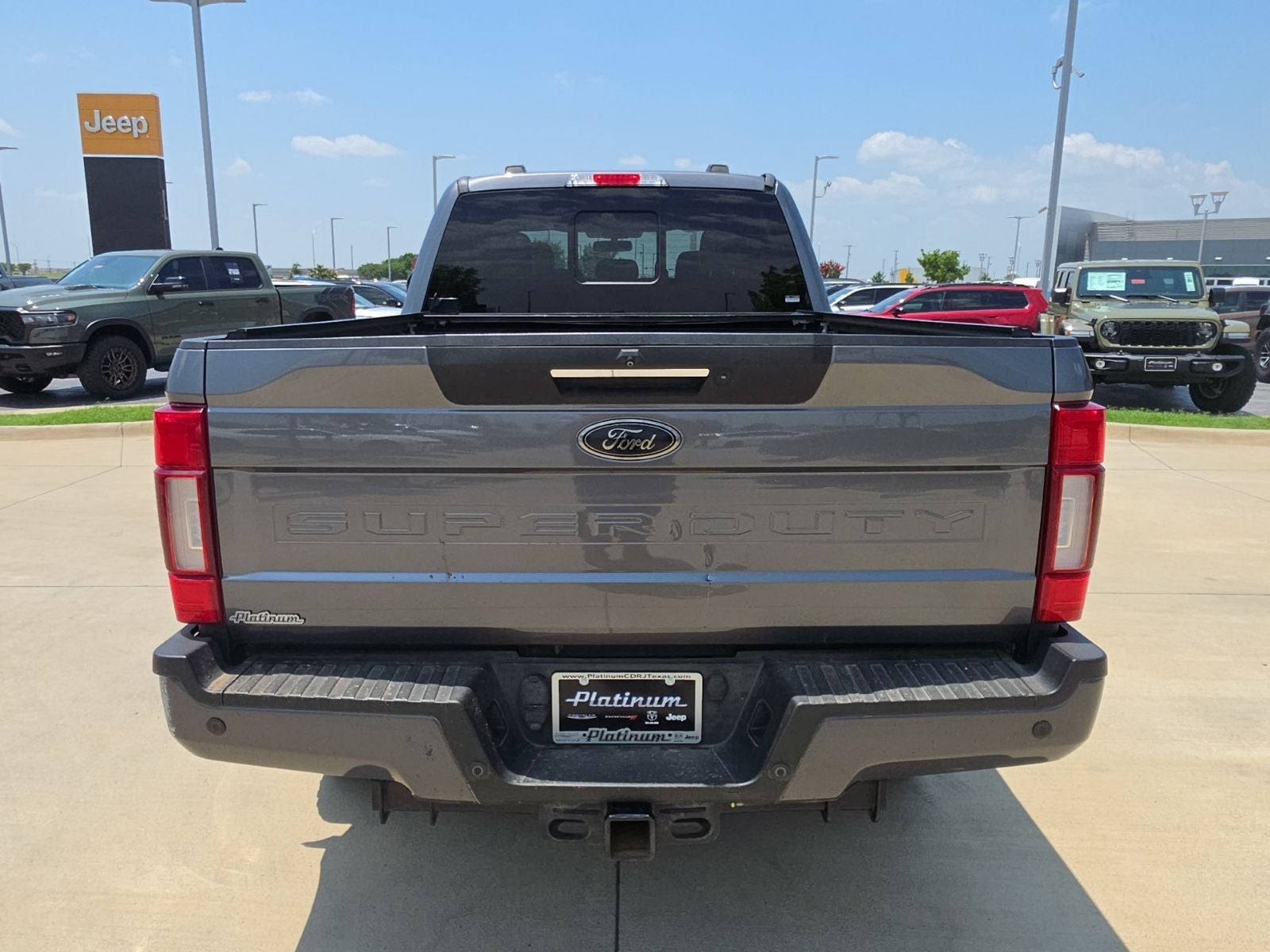 2022 Ford F-350 LARIAT