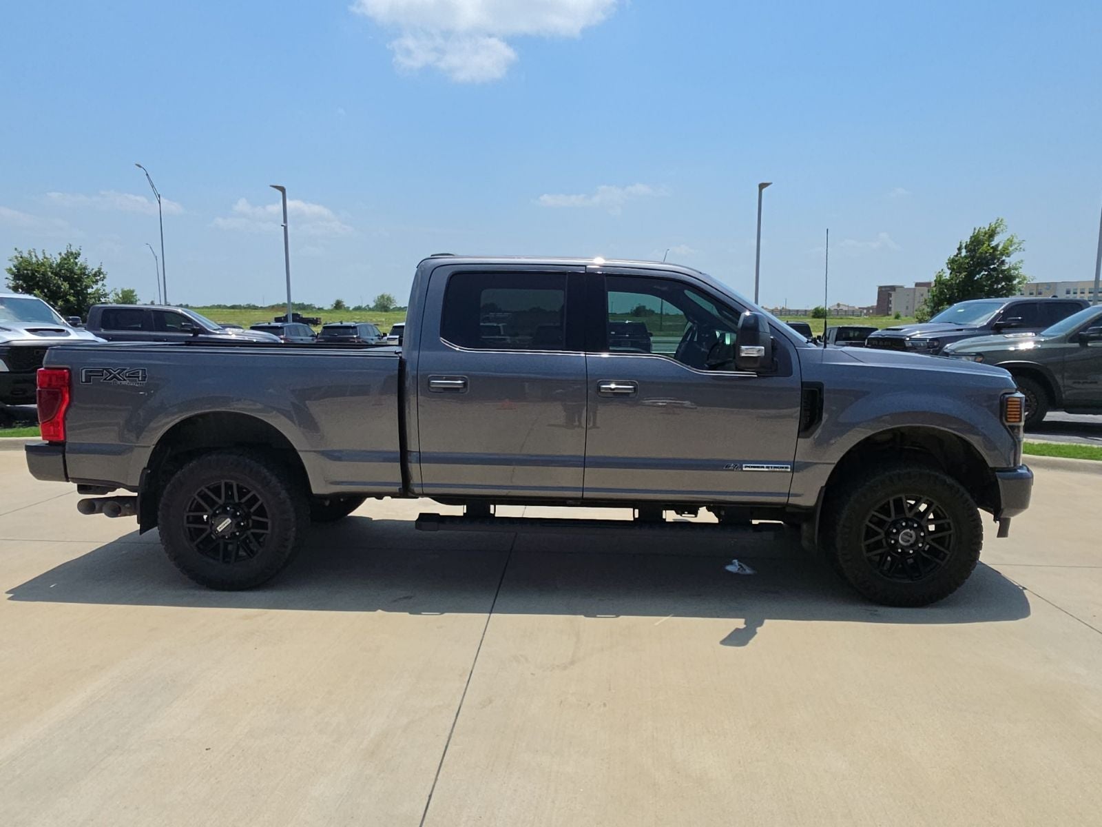 2022 Ford F-350 LARIAT