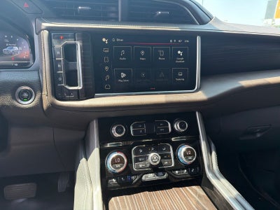 2022 GMC Yukon 4WD Denali