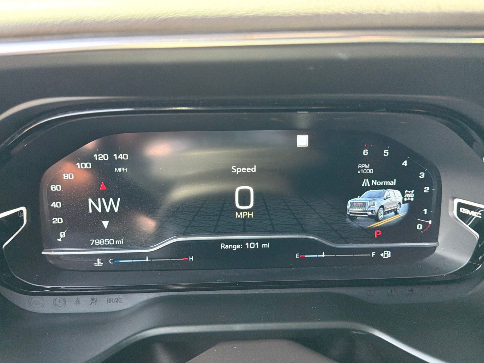 2022 GMC Yukon 4WD Denali