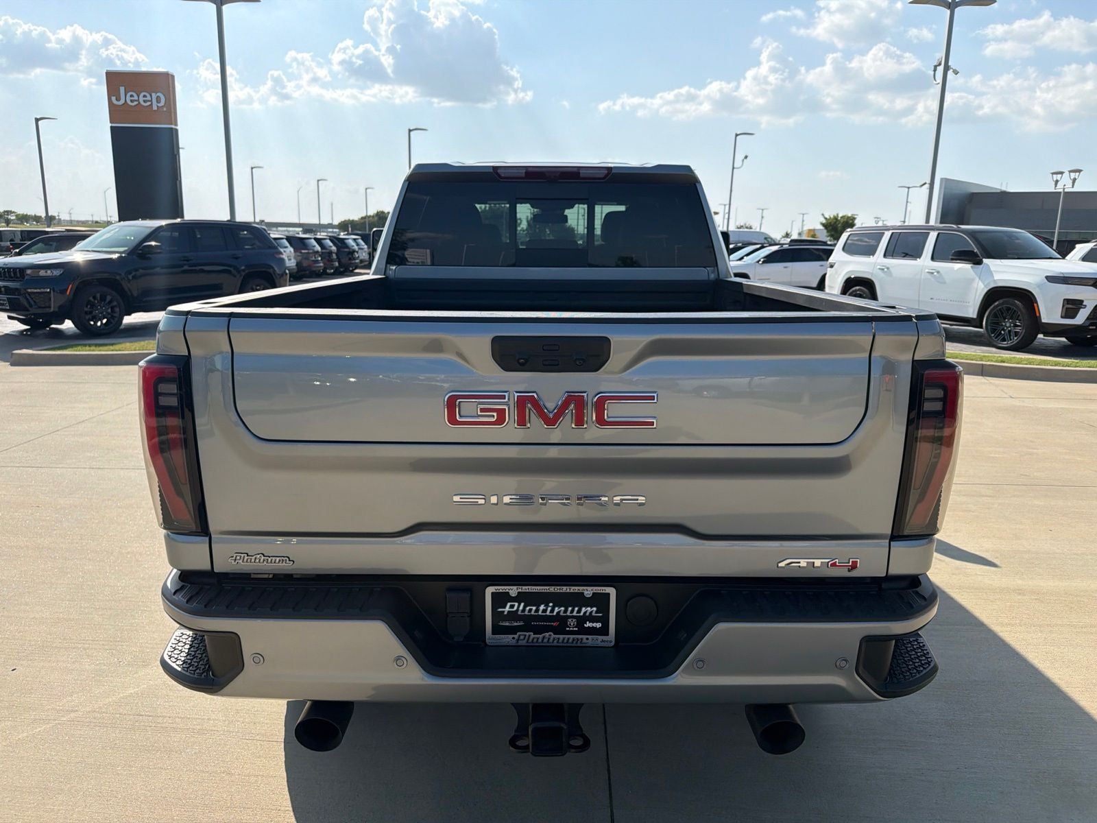 2024 GMC Sierra 2500HD 4WD Crew Cab Standard Bed AT4