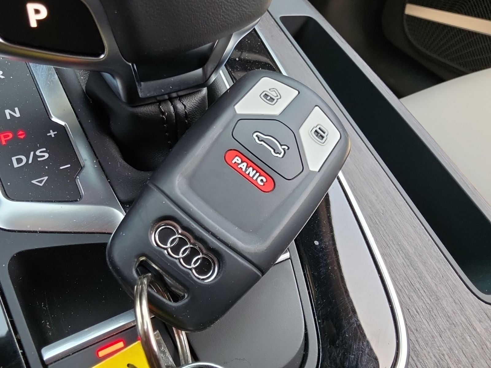 2025 Audi Q5 Premium Plus 55 TFSI e S line quattro S tronic