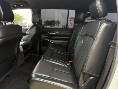 2022 Jeep Wagoneer Series II