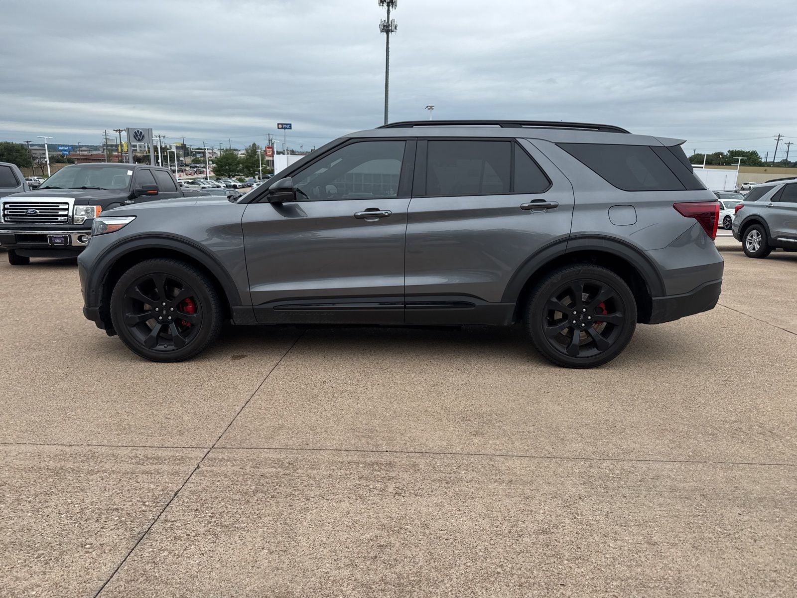 2021 Ford Explorer ST