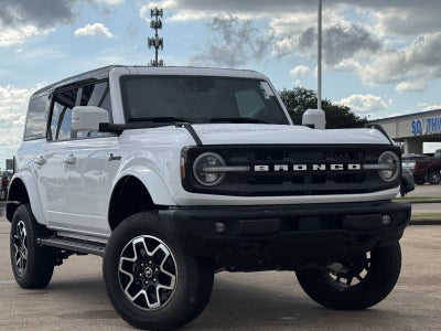 2024 Ford Bronco Outer Banks