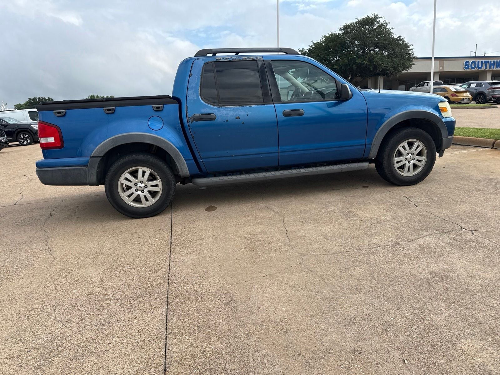 2010 Ford Explorer Sport Trac XLT