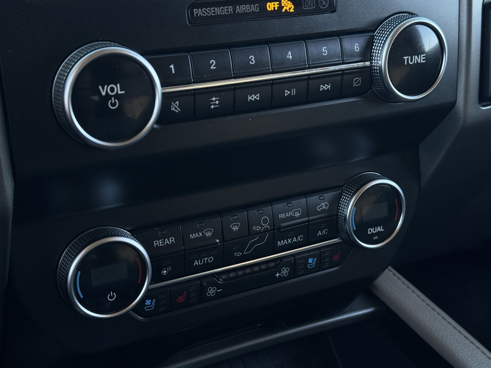 2021 Ford Expedition Max XLT