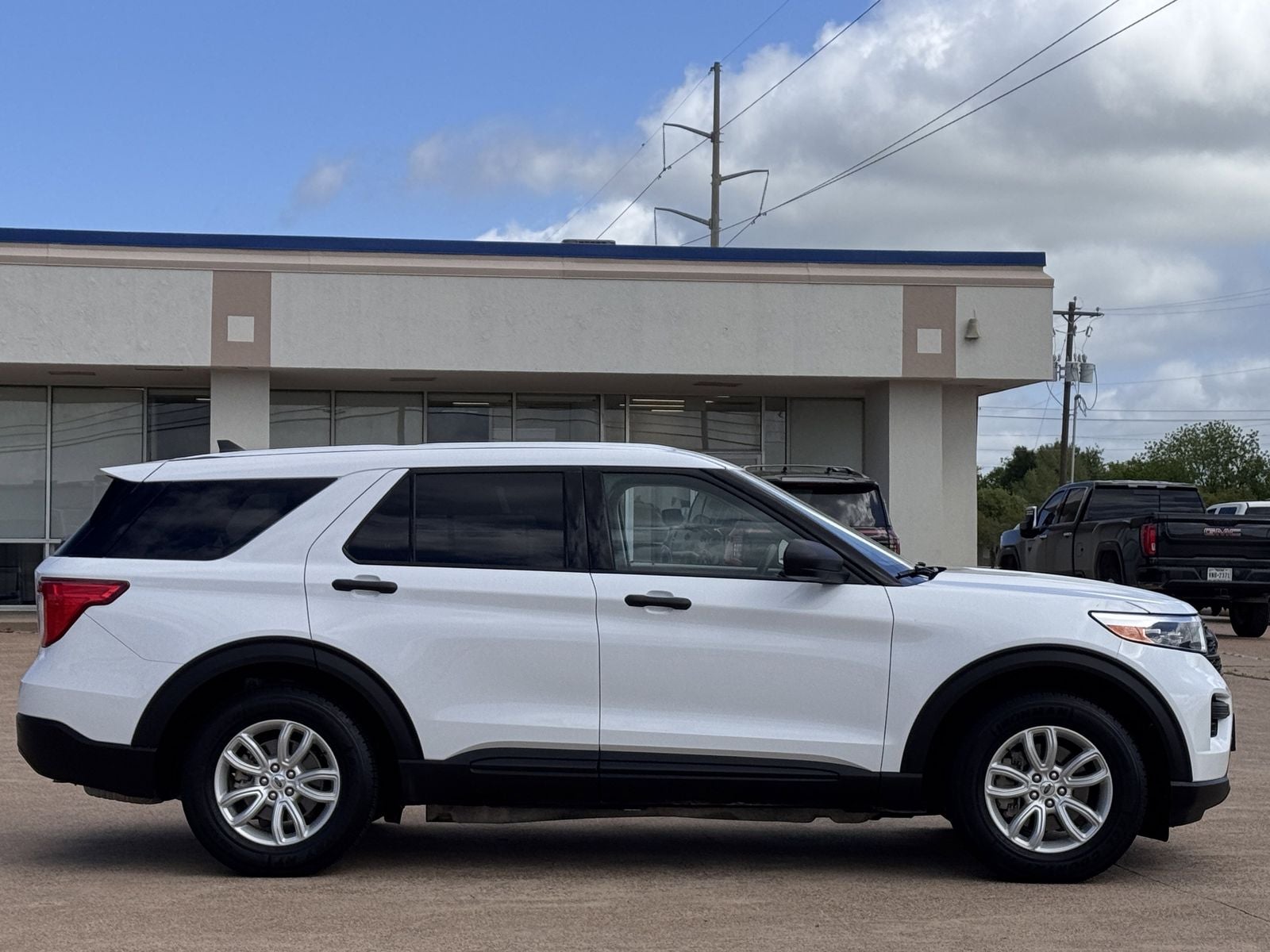 2021 Ford Explorer Base