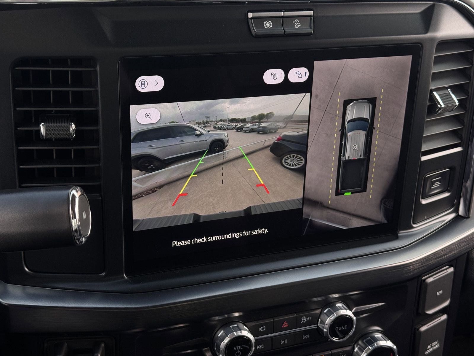 2025 Ford F-250SD F-250® Lariat®