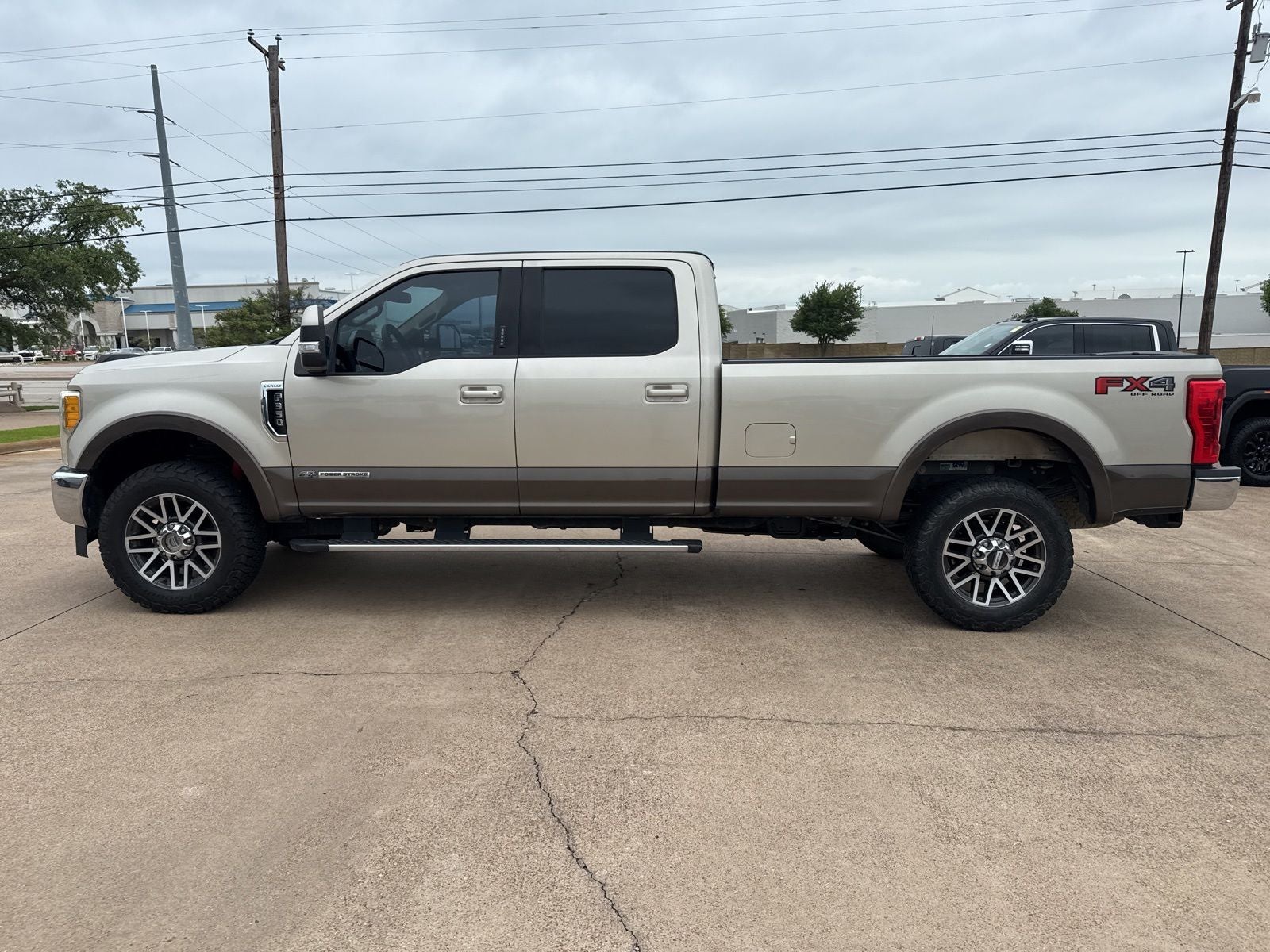 2017 Ford F-350SD Lariat