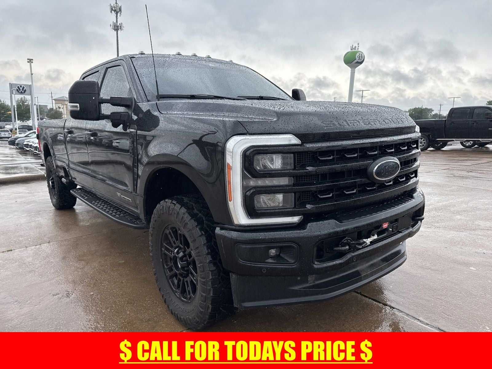 2023 Ford F-350SD Lariat