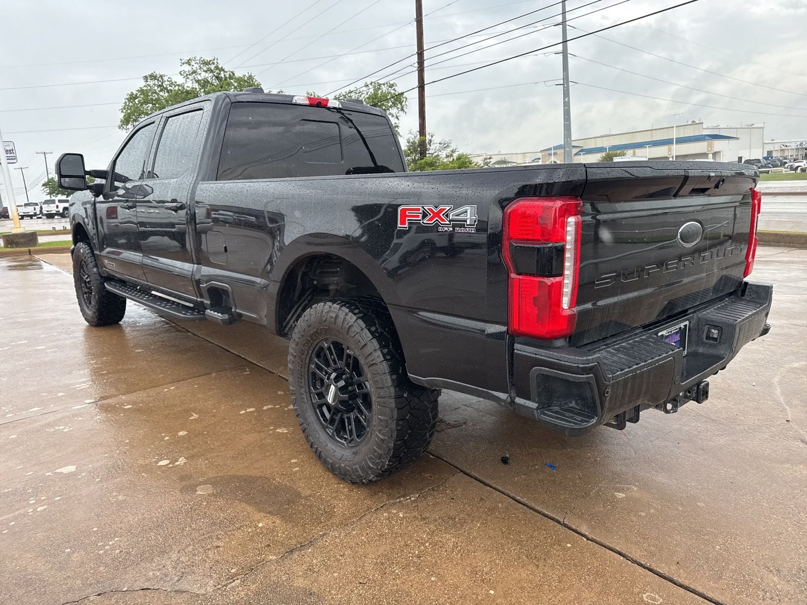 2023 Ford F-350SD Lariat