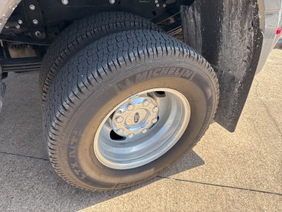 2024 Ford F-350SD Lariat DRW