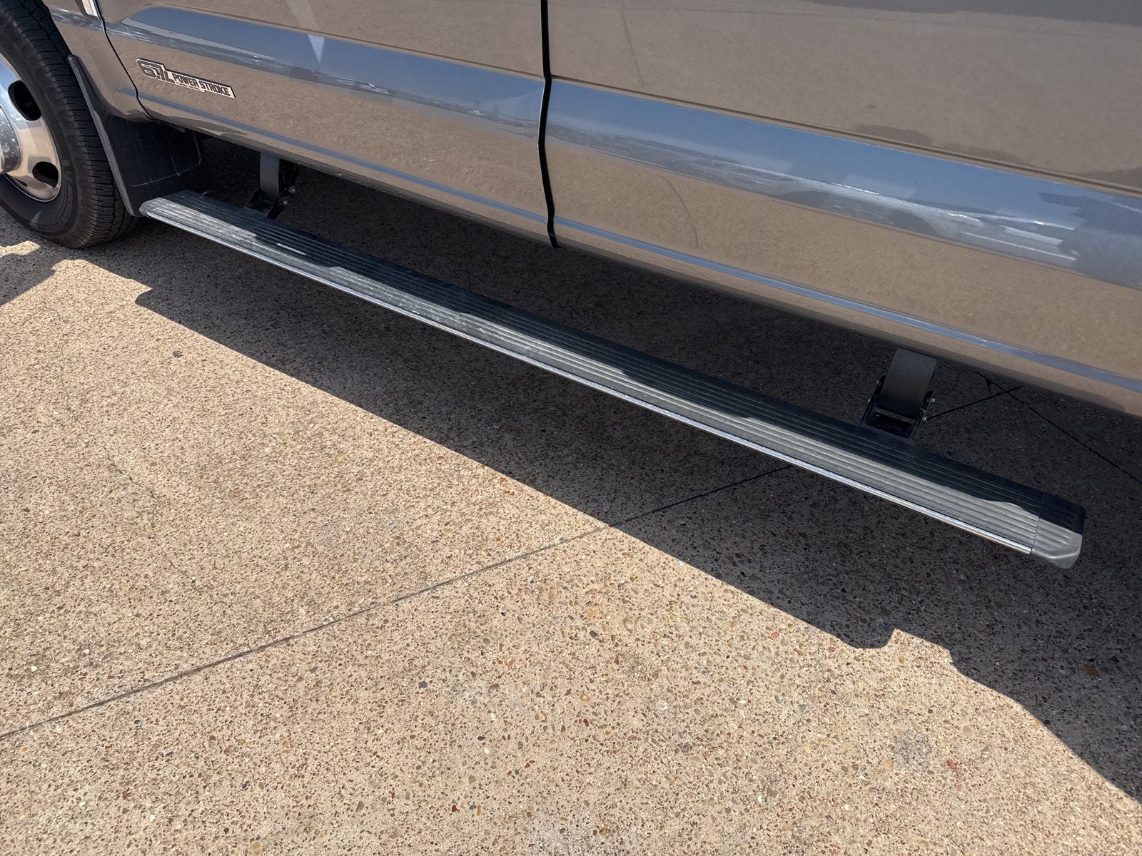 2024 Ford F-350SD Lariat DRW