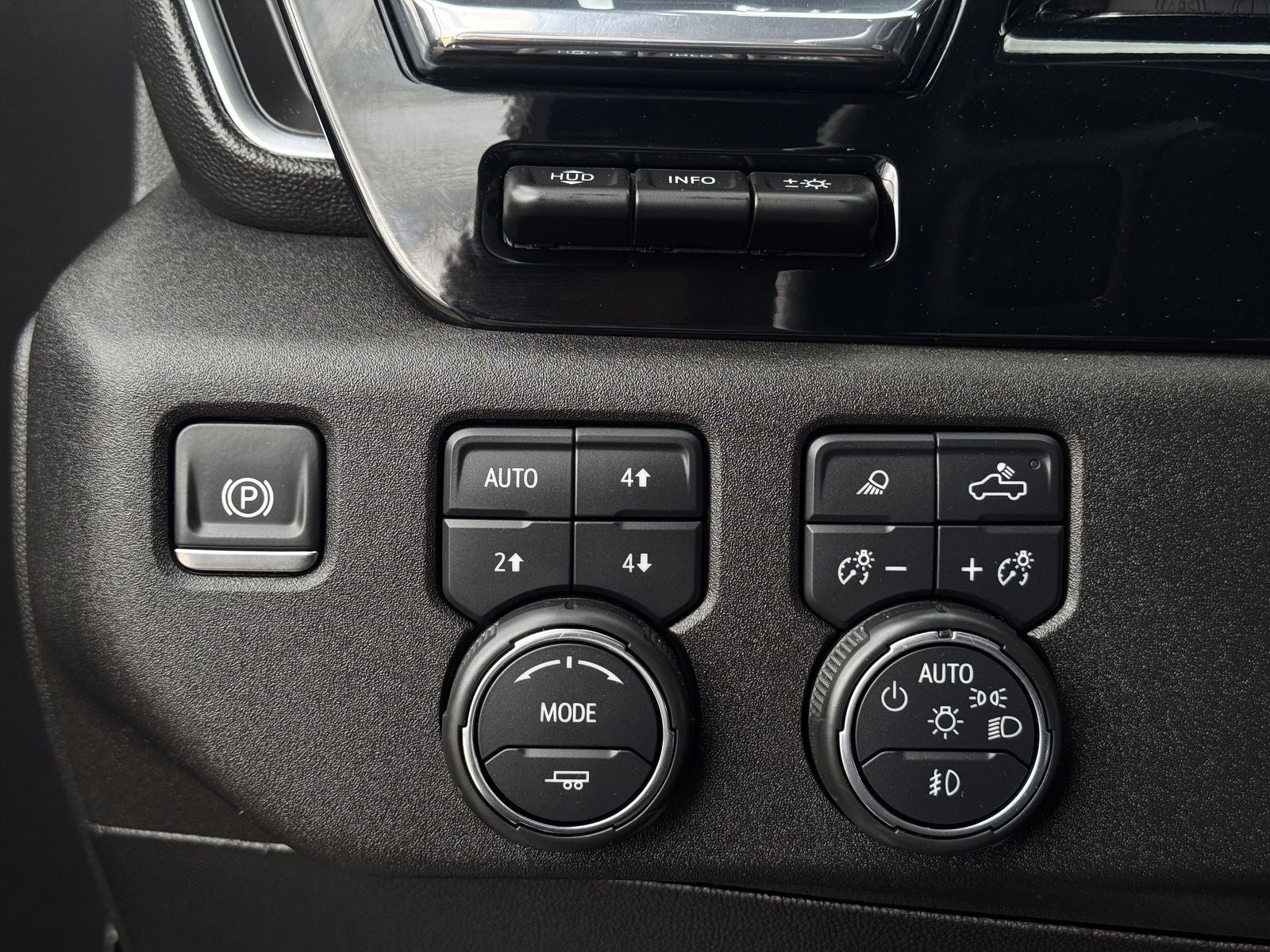 2024 Chevrolet Silverado 3500HD High Country