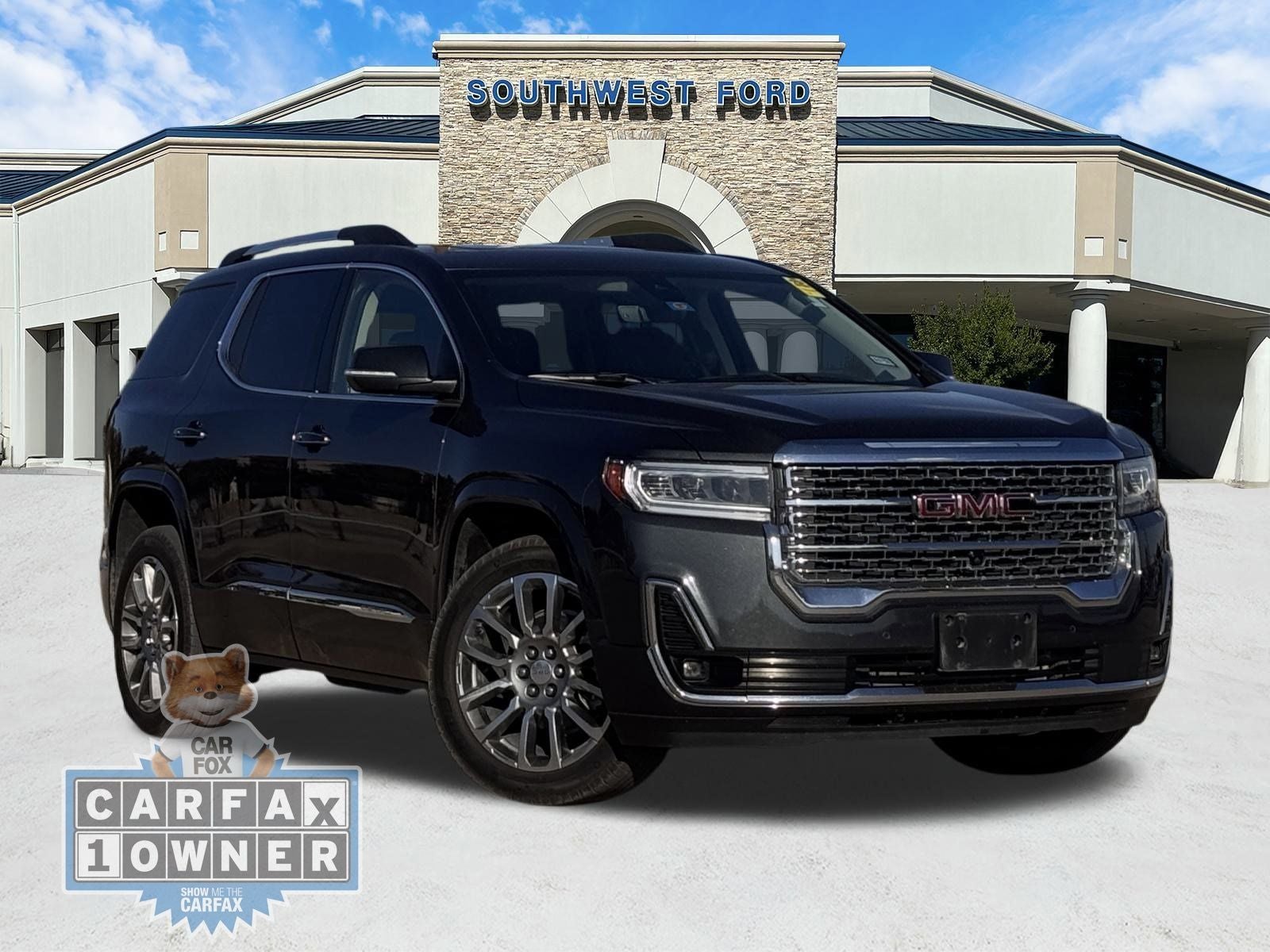 2023 GMC Acadia Denali