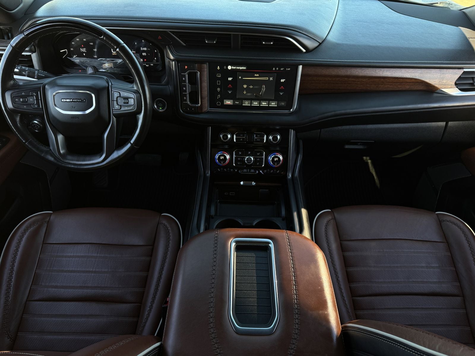 2023 GMC Yukon Denali Ultimate