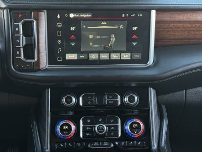 2023 GMC Yukon Denali Ultimate