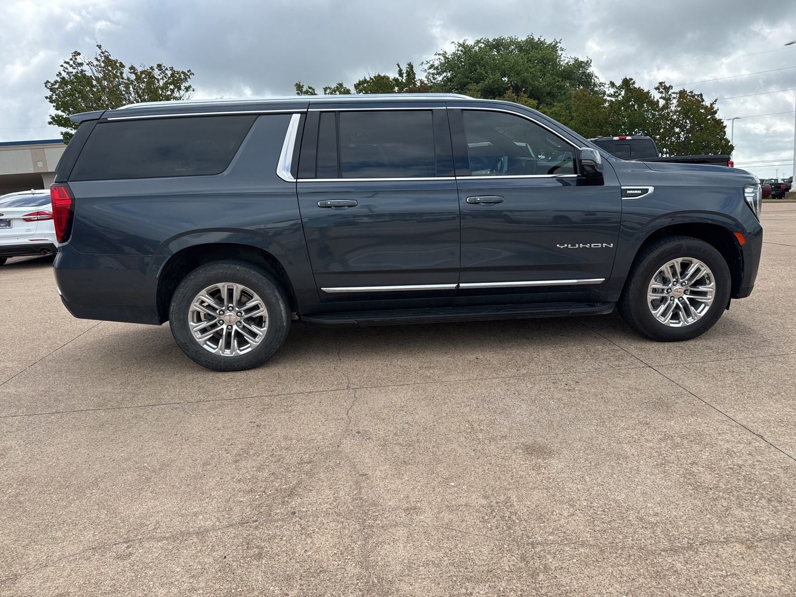 2021 GMC Yukon XL SLT