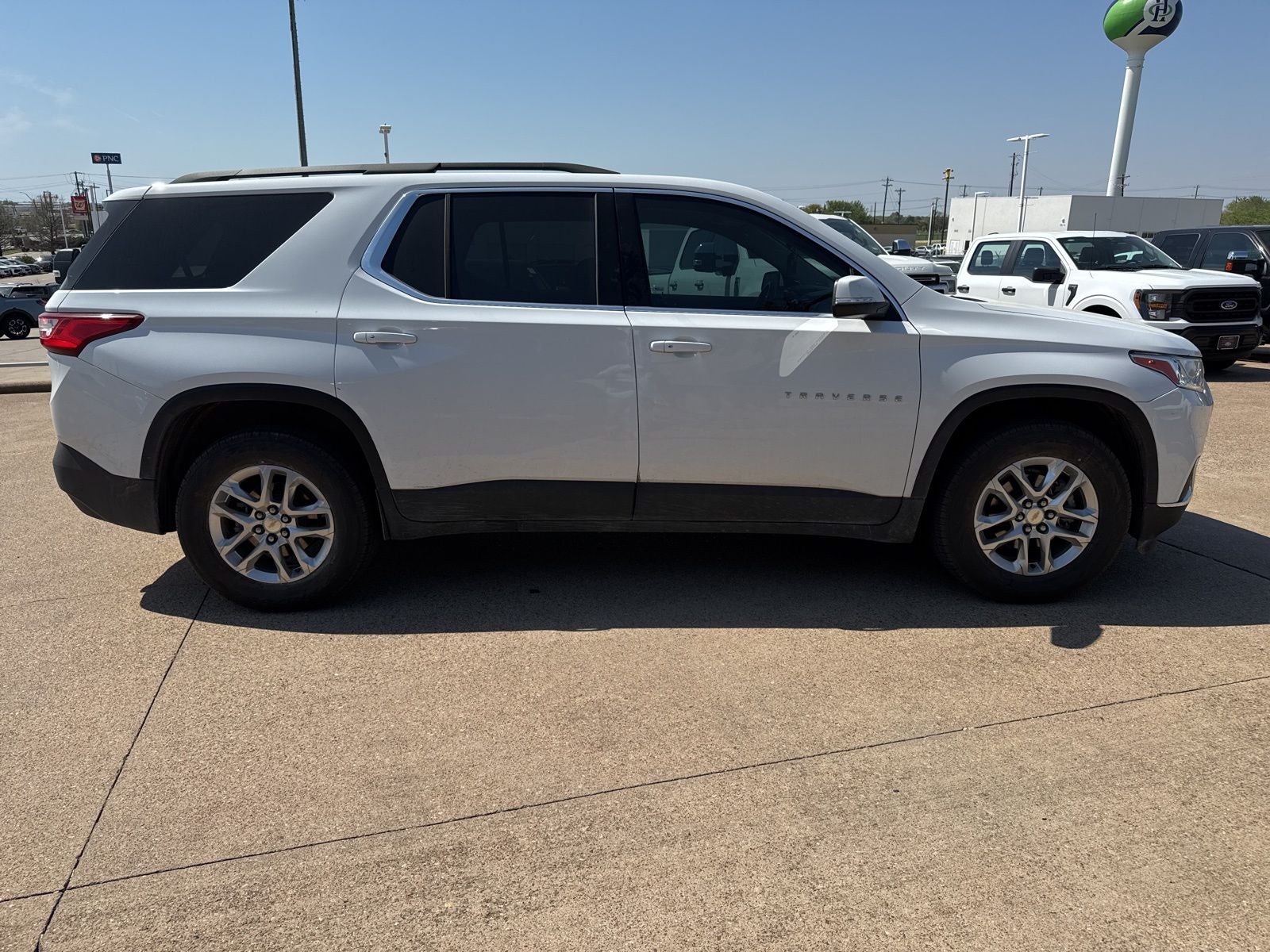 2021 Chevrolet Traverse LT Leather