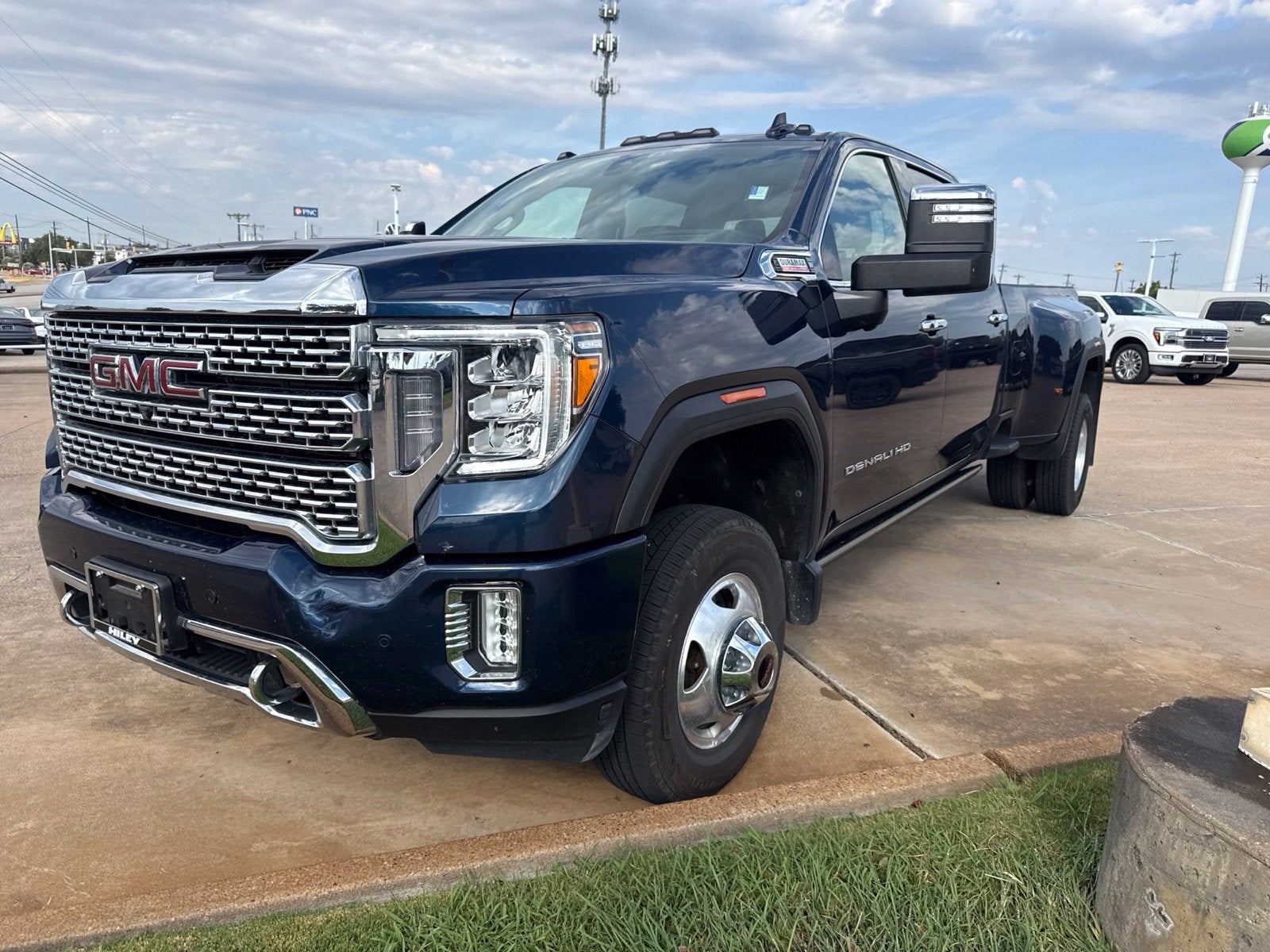 2022 GMC Sierra 3500HD Denali