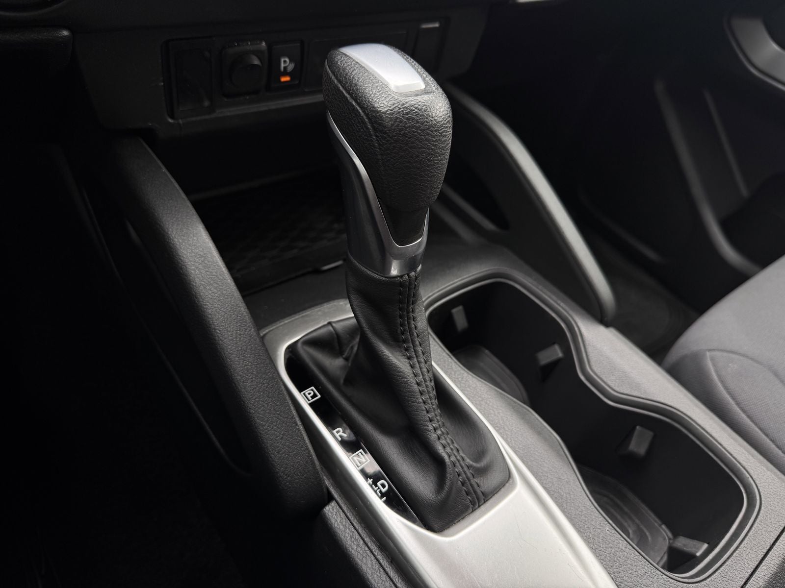 2023 Nissan Frontier S