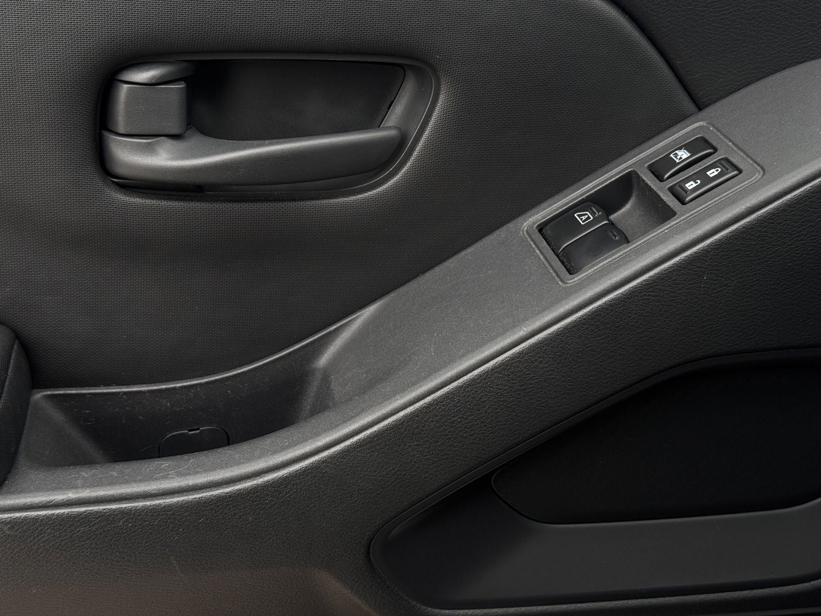 2023 Nissan Frontier S