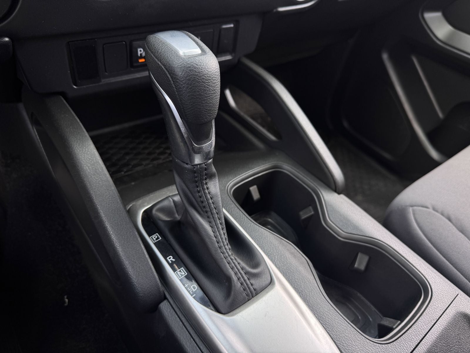 2023 Nissan Frontier S