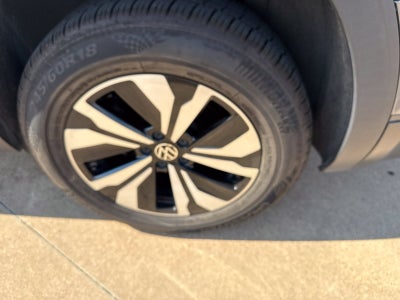 2024 Volkswagen Atlas 2.0T SE