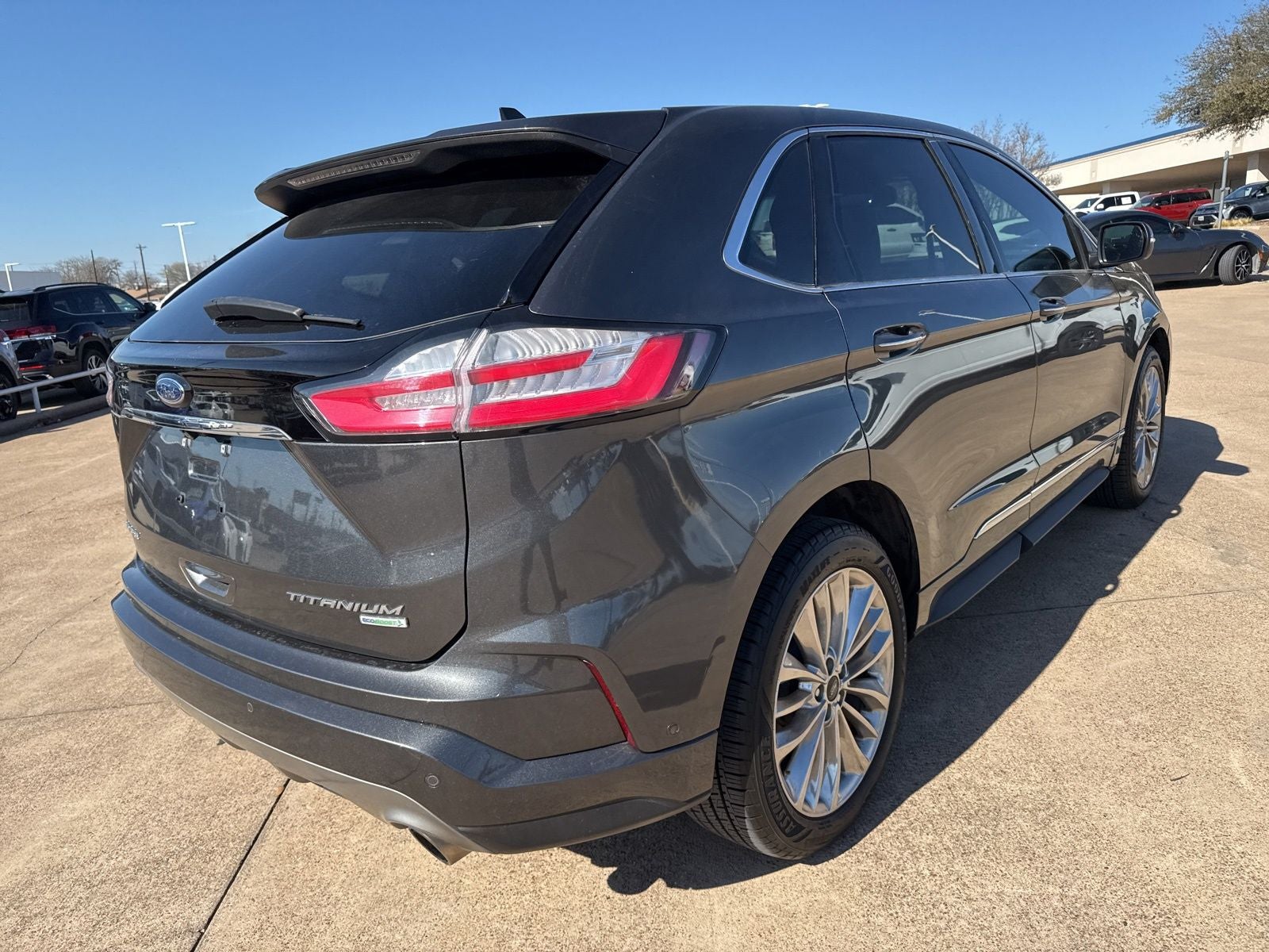 2020 Ford Edge Titanium