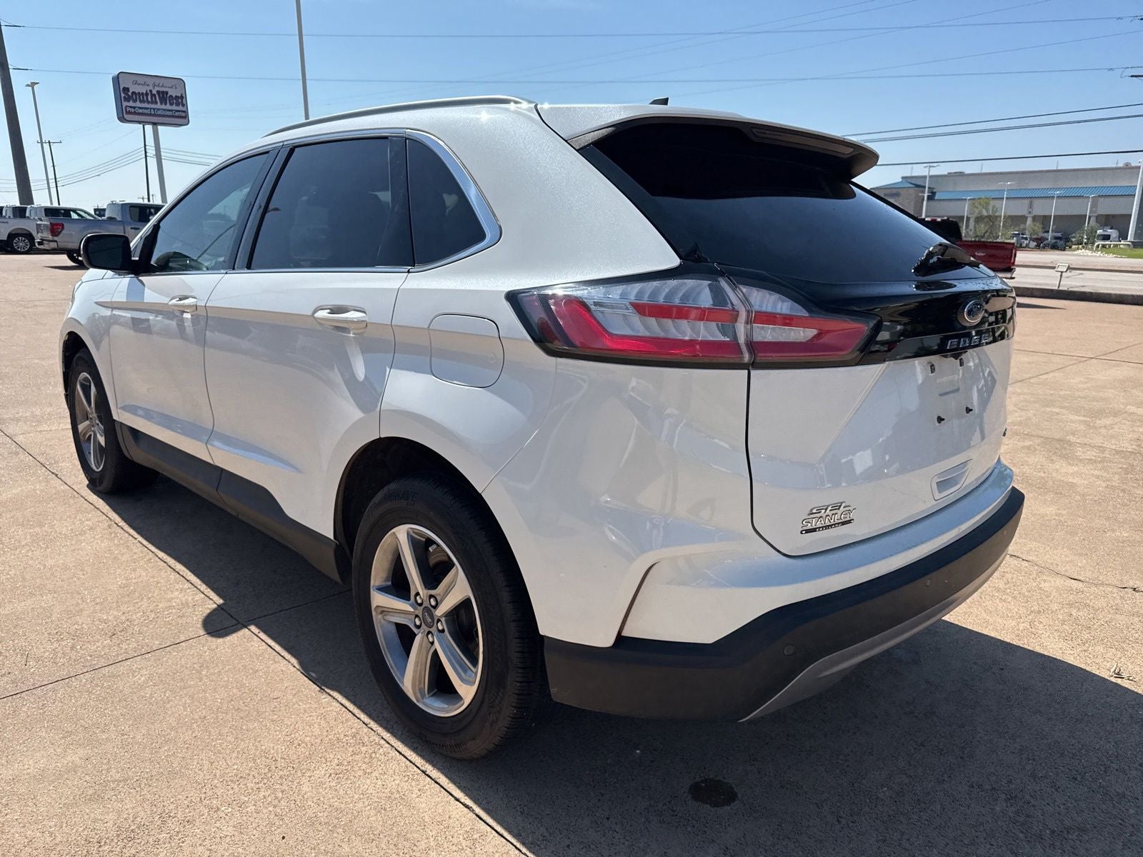 2022 Ford Edge SEL