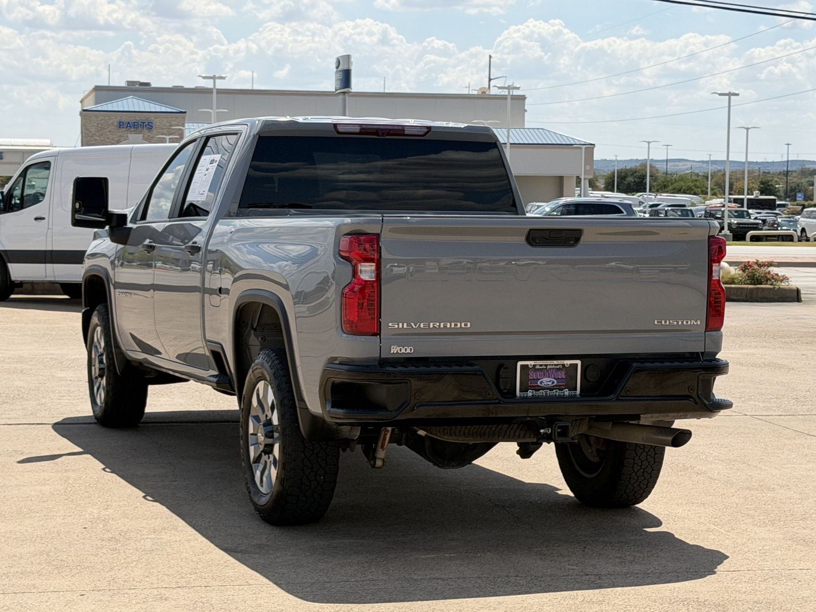 2024 Chevrolet Silverado 2500HD Custom