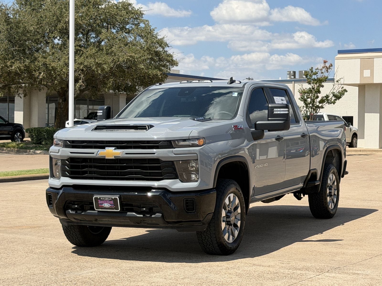 2024 Chevrolet Silverado 2500HD Custom