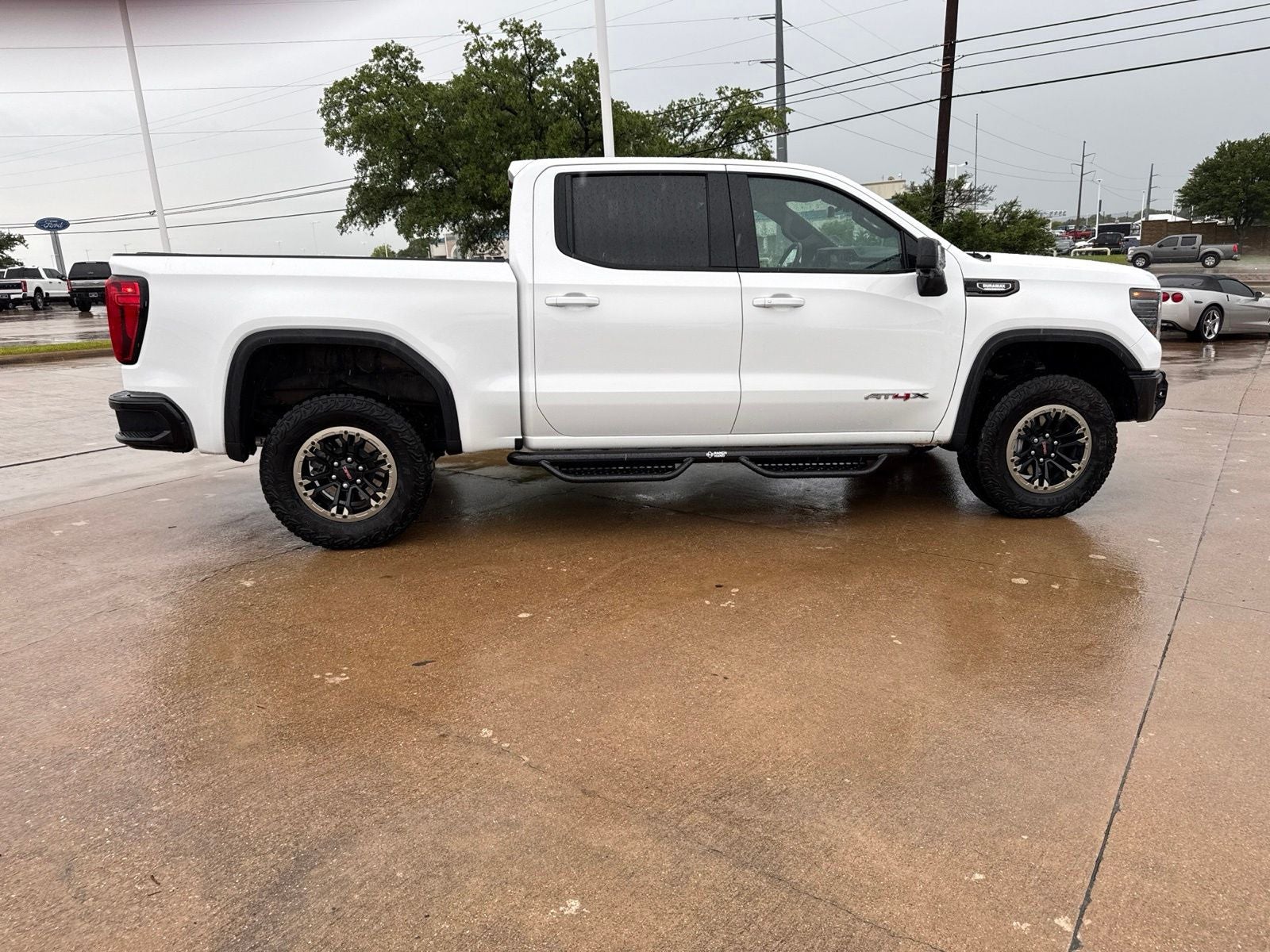 2024 GMC Sierra 1500 AT4X