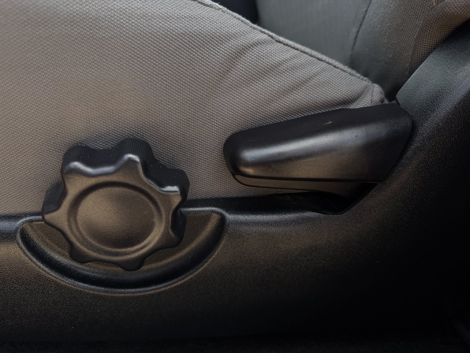 2022 Toyota Tacoma SR V6
