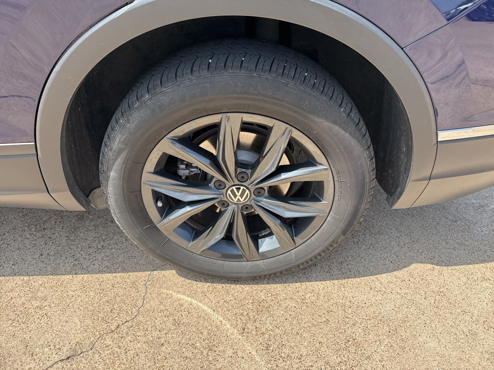 2024 Volkswagen Tiguan 2.0T SE