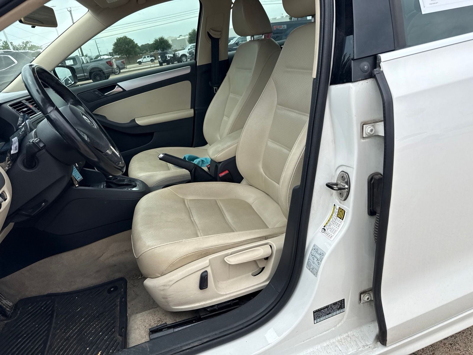 2013 Volkswagen Jetta 2.5L SE Convenience & Sunroof