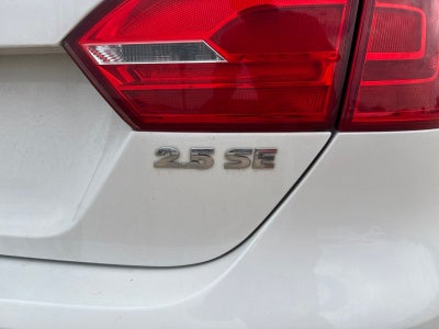 2013 Volkswagen Jetta 2.5L SE Convenience & Sunroof