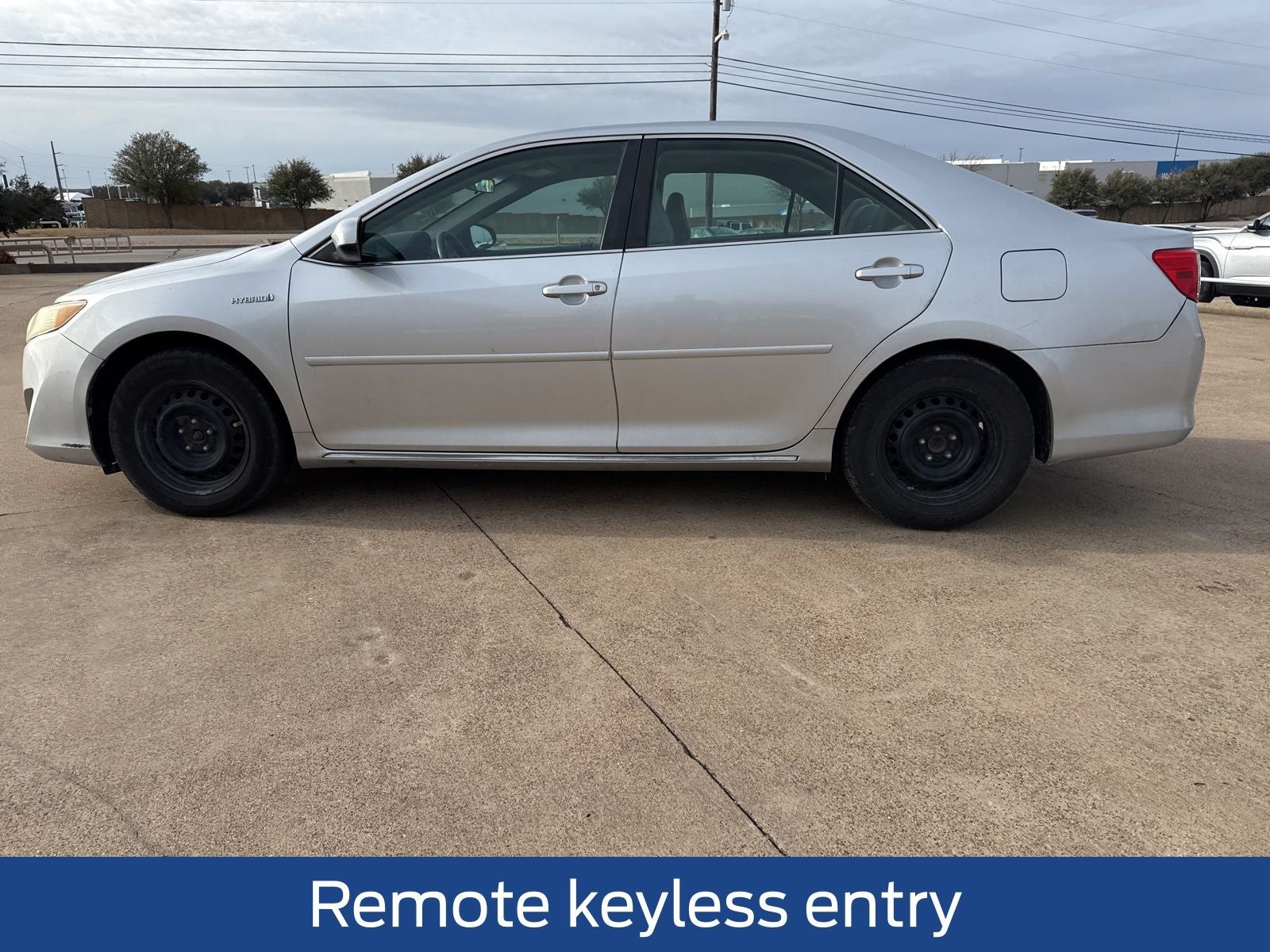 2013 Toyota Camry Hybrid LE