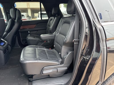 2022 Lincoln Navigator L Reserve