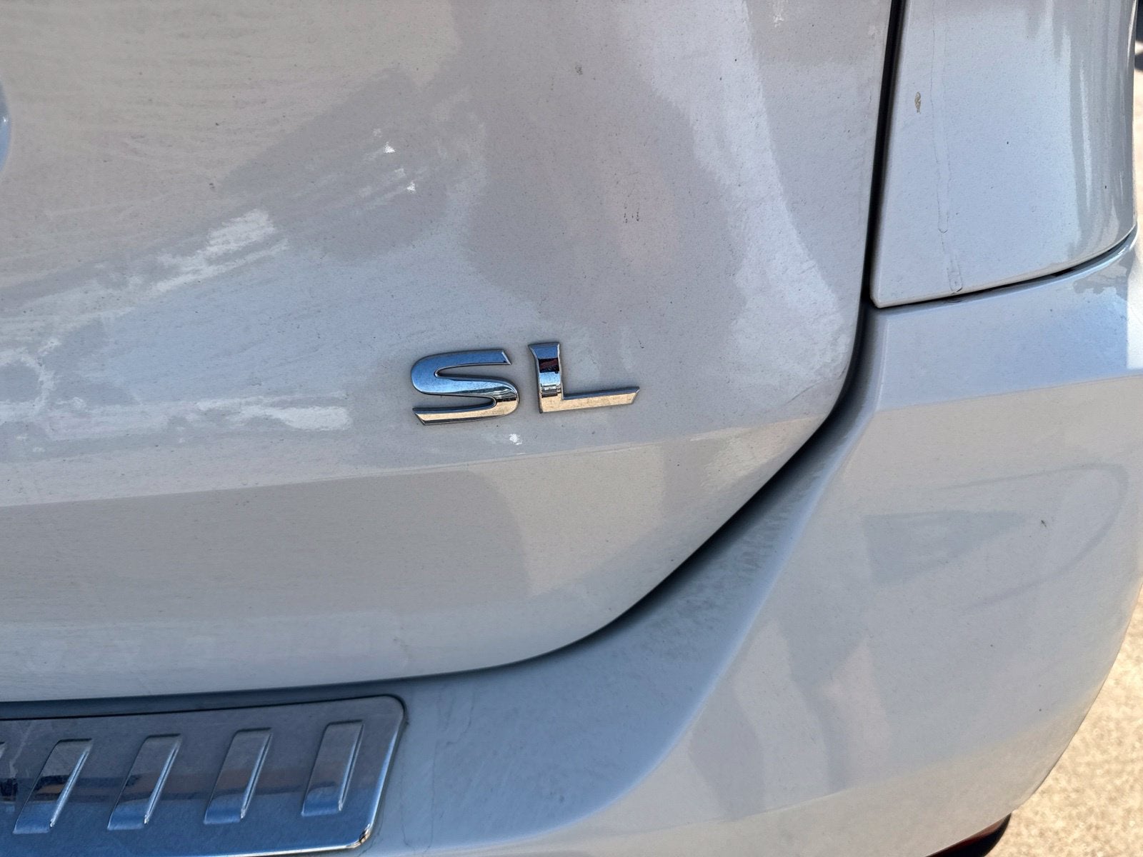 2017 Nissan Rogue SL