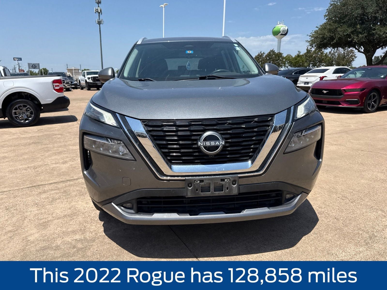 2022 Nissan Rogue SL