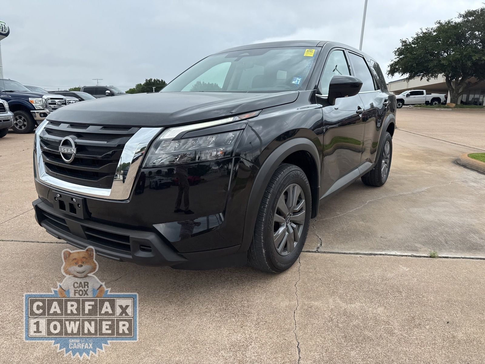 2024 Nissan Pathfinder S
