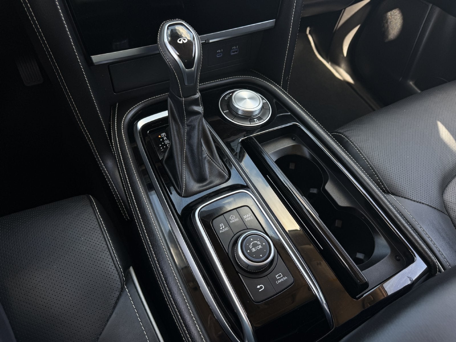 2023 INFINITI QX80 Premium Select
