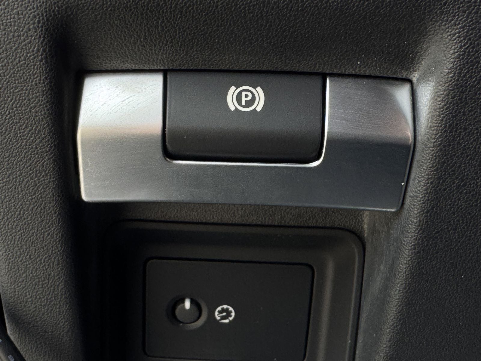 2022 Land Rover Defender 110 X