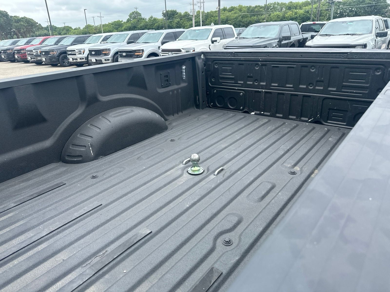 2025 Ford F-350SD Lariat