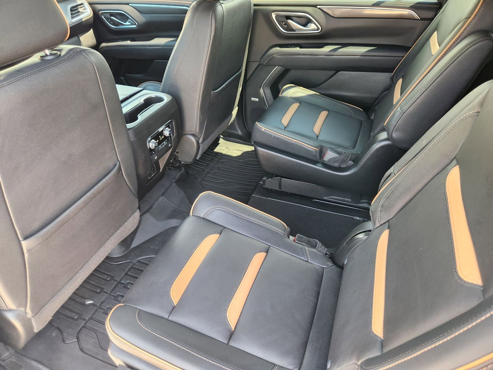 2023 GMC Yukon XL AT4