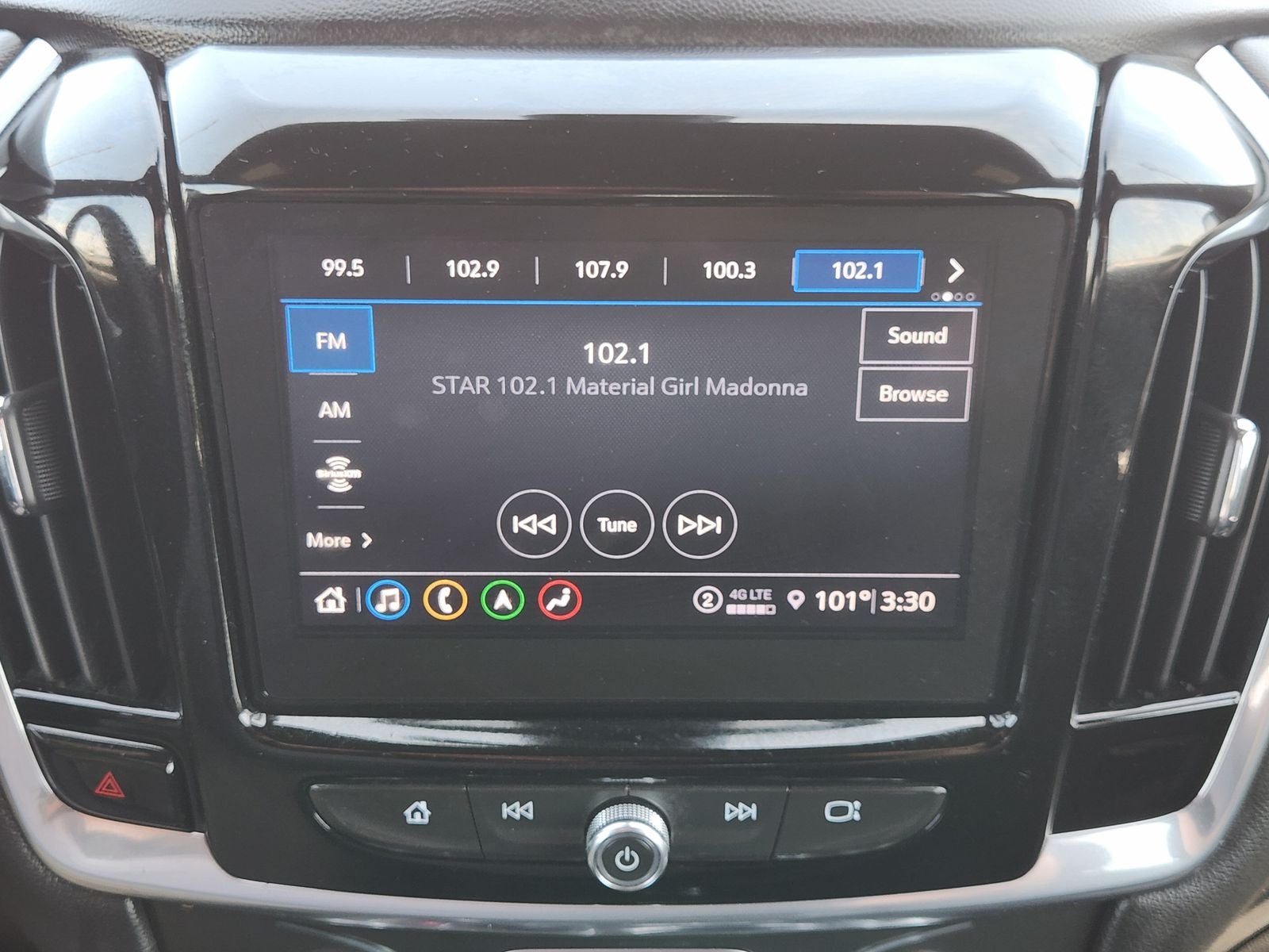 2022 Chevrolet Traverse RS