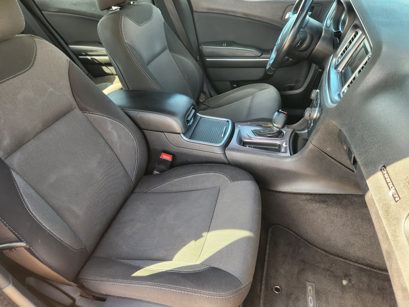 2016 Dodge Charger SE